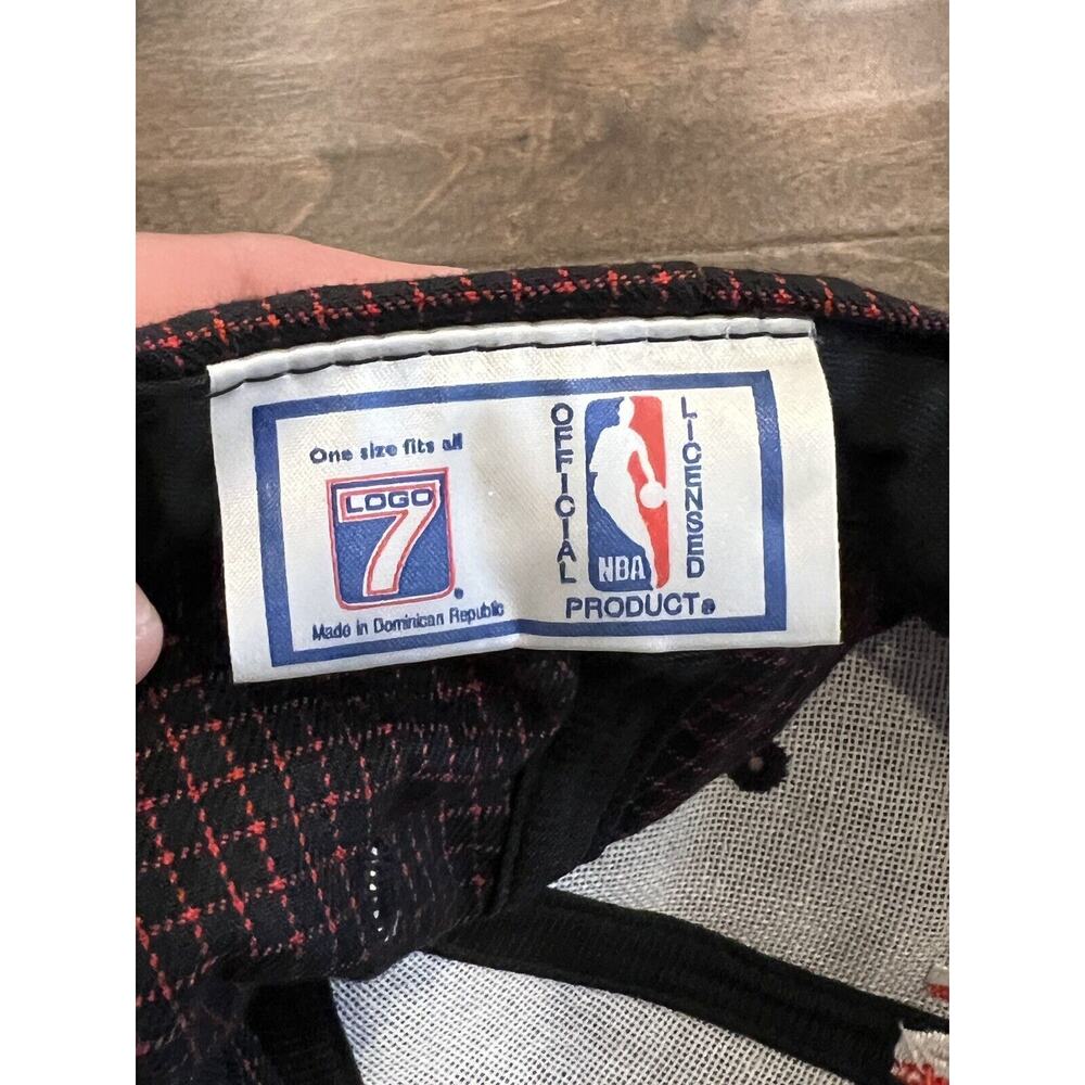 Vtg Logo 7 Black Red Plaid NBA Portland Trailblazers Adjustable Snapback Hat Cap - Picture 8 of 8